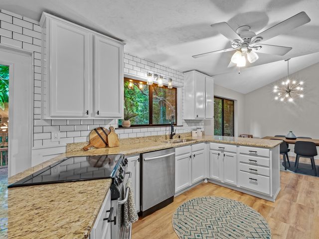 744 Litchfield Road, Tallahassee, FL 32312