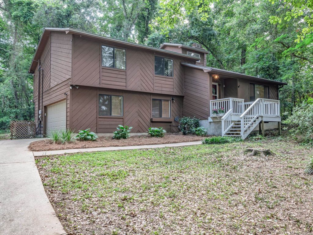 744 Litchfield Road, Tallahassee, FL 32312