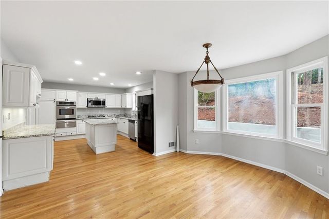 220 Clipper Bay Drive, Alpharetta, GA 30005