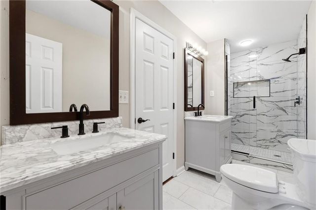 220 Clipper Bay Drive, Alpharetta, GA 30005