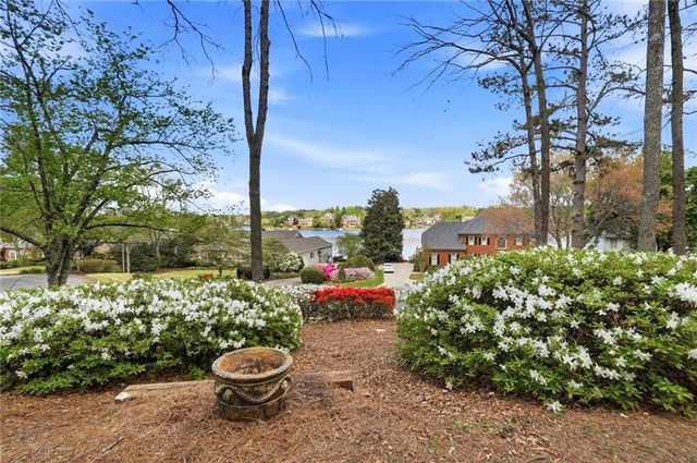220 Clipper Bay Drive, Alpharetta, GA 30005