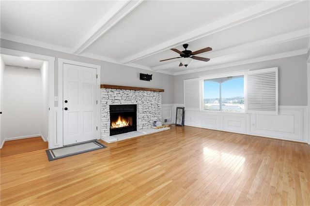 220 Clipper Bay Drive, Alpharetta, GA 30005