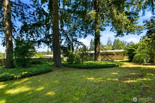 918 Manor Drive, Fircrest, WA 98466