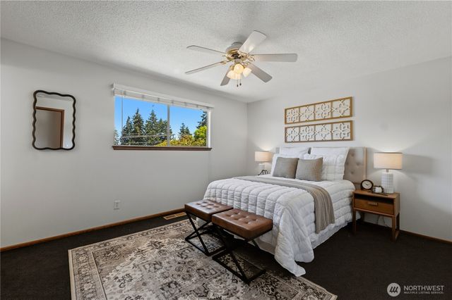 918 Manor Drive, Fircrest, WA 98466