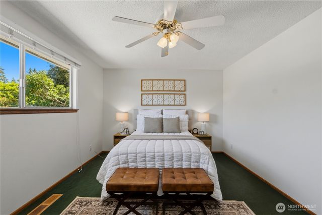 918 Manor Drive, Fircrest, WA 98466