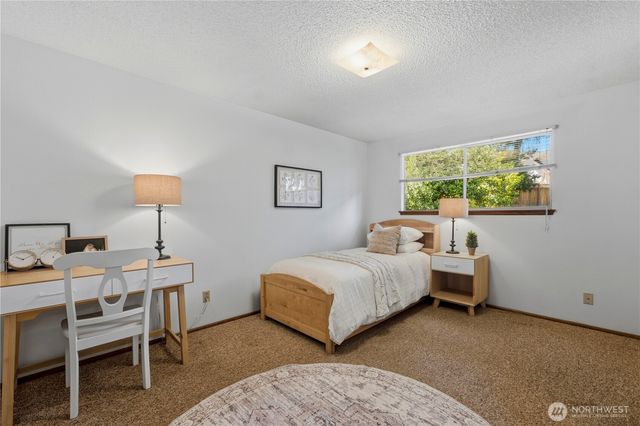 918 Manor Drive, Fircrest, WA 98466