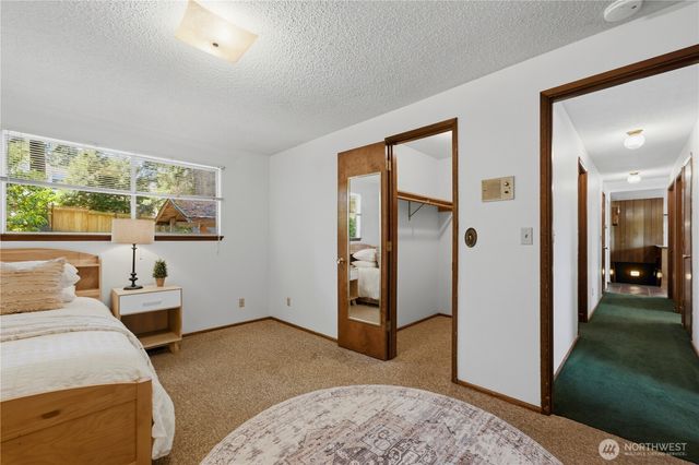 918 Manor Drive, Fircrest, WA 98466