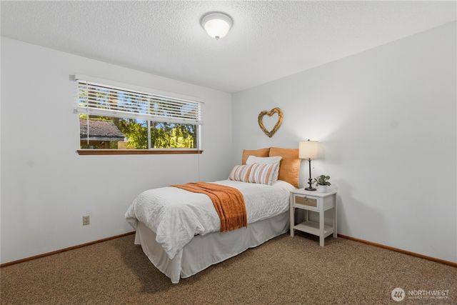 918 Manor Drive, Fircrest, WA 98466
