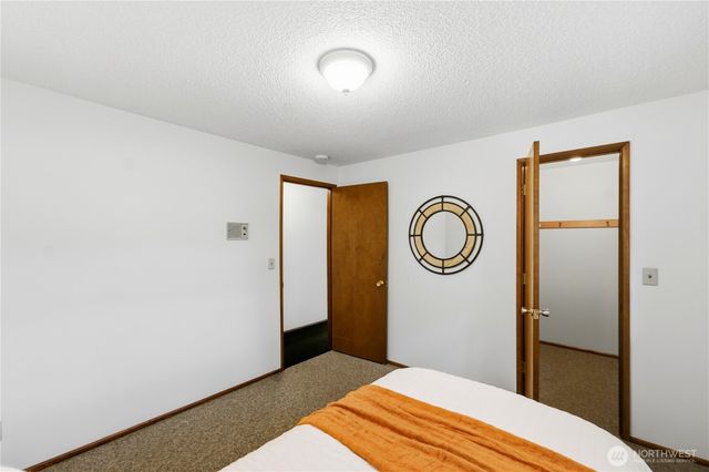 918 Manor Drive, Fircrest, WA 98466