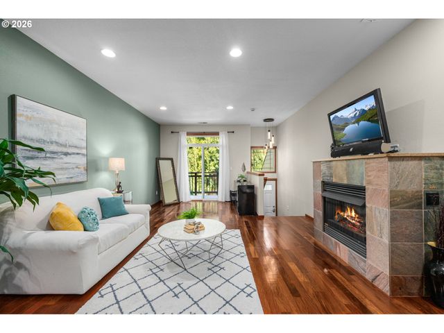 5005 Sw VIEW POINT Ter, Portland, OR 97239