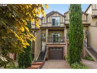 5005 Sw VIEW POINT Ter, Portland, OR 97239