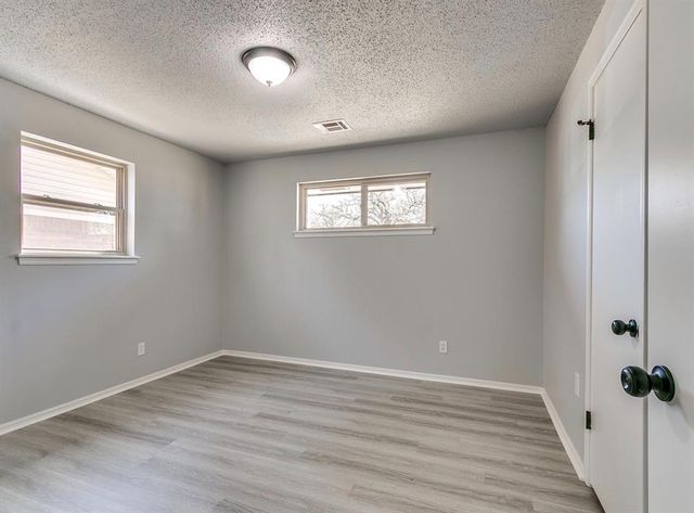 3329 Dentwood Terrace, Del City, OK 73115