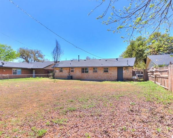 3329 Dentwood Terrace, Del City, OK 73115