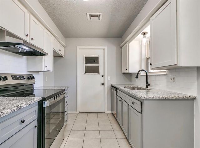 3329 Dentwood Terrace, Del City, OK 73115