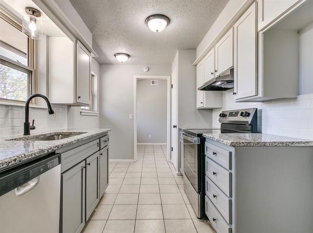 3329 Dentwood Terrace, Del City, OK 73115