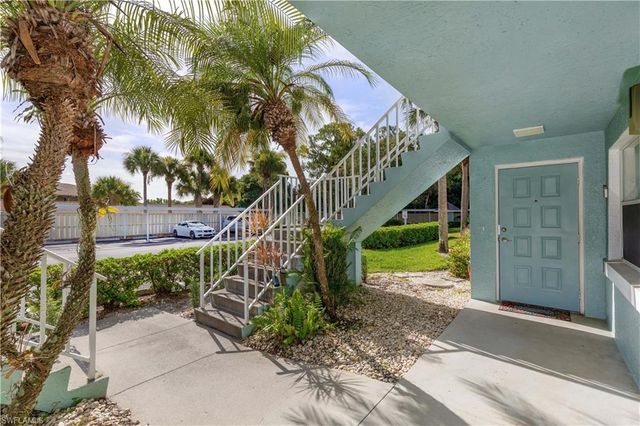 137 Wading Bird CIR F101, Naples, FL 34110