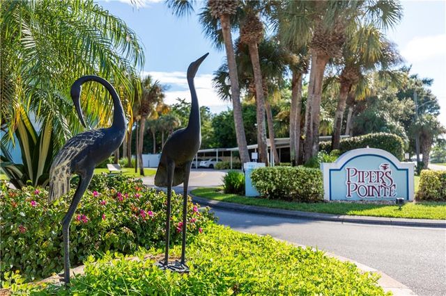 137 Wading Bird CIR F101, Naples, FL 34110