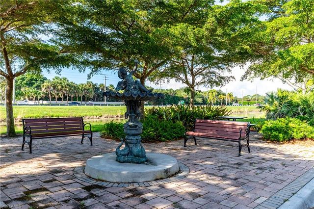 137 Wading Bird CIR F101, Naples, FL 34110