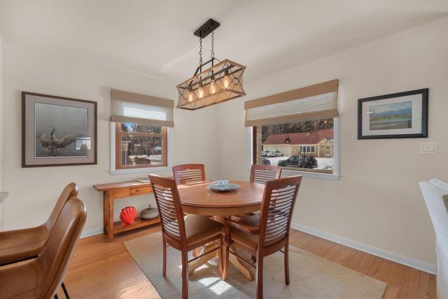 102 S Highland AVENUE, Thiensville, WI 53092