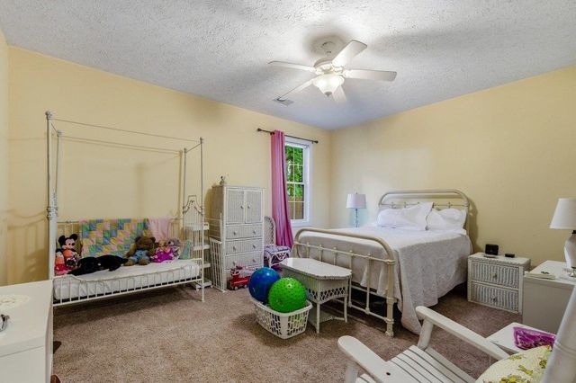 208 Greenwich Dr., Conway, SC 29526