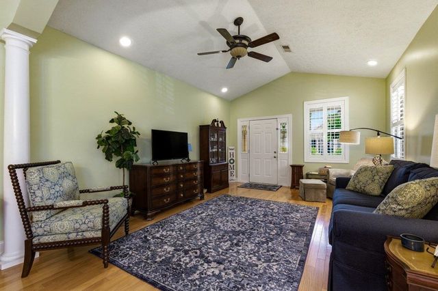 208 Greenwich Dr., Conway, SC 29526