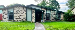 2901 Branch Oaks Drive, Garland, TX 75043