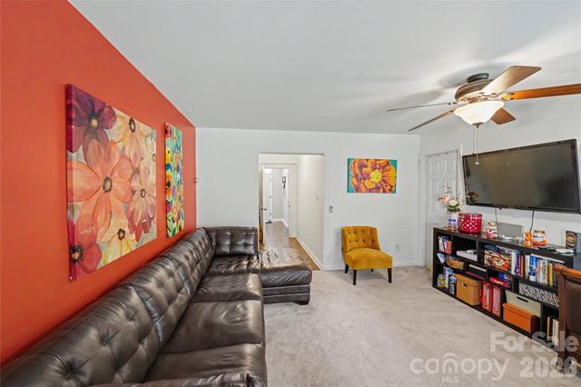 10221 Garrett Grigg Road, Charlotte, NC 28262