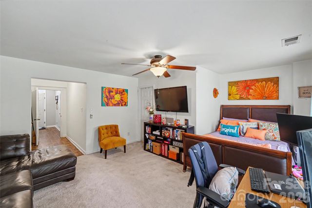 10221 Garrett Grigg Road, Charlotte, NC 28262