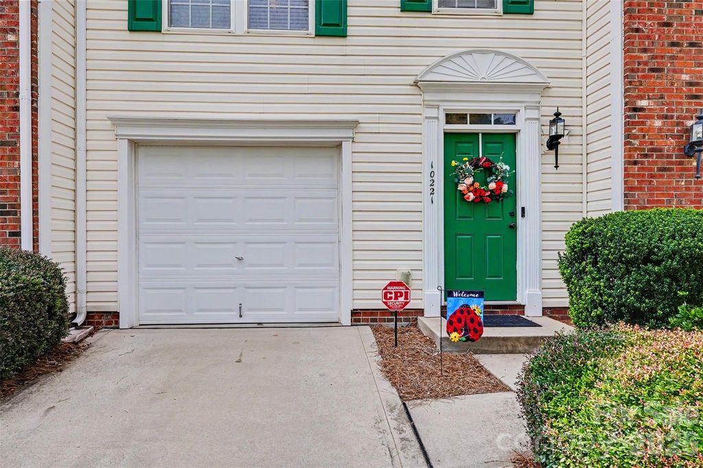 10221 Garrett Grigg Road, Charlotte, NC 28262