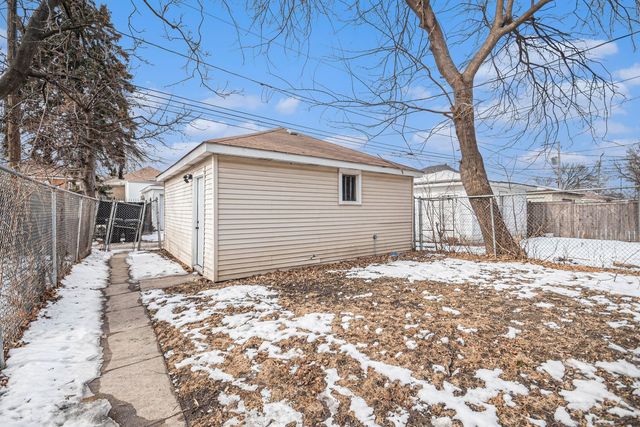 1702 N Meade Avenue 1, Chicago, IL 60639