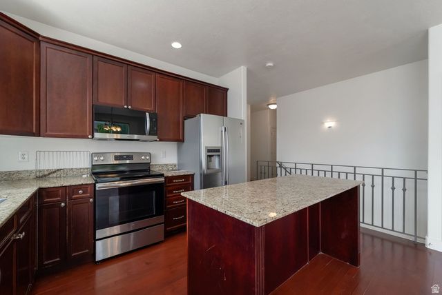 2722 N DOUBLE EAGLE DR, Lehi, UT 84048