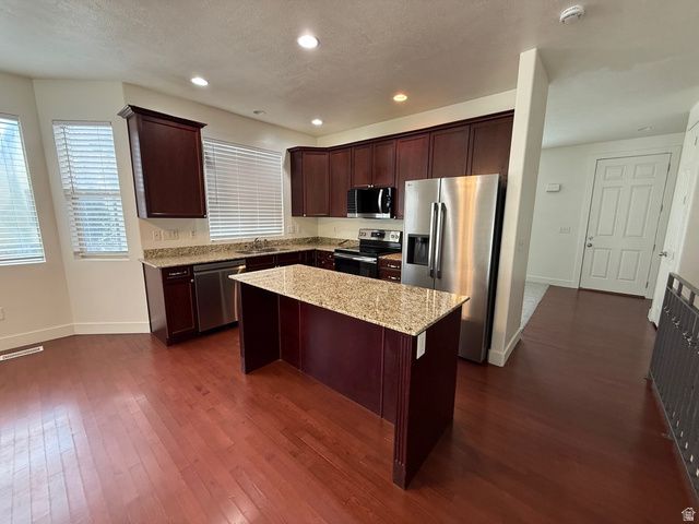 2722 N DOUBLE EAGLE DR, Lehi, UT 84048