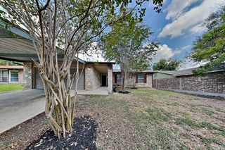 7527 Ledgebrook Drive, San Antonio, TX 78244