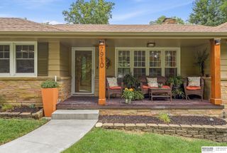 7910 Dewey Avenue, Omaha, NE 68114