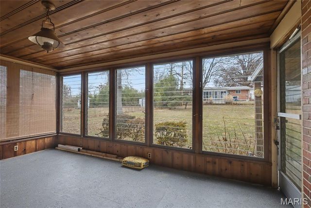 10397 Midland Boulevard, Overland, MO 63114