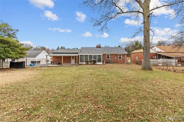 10397 Midland Boulevard, Overland, MO 63114