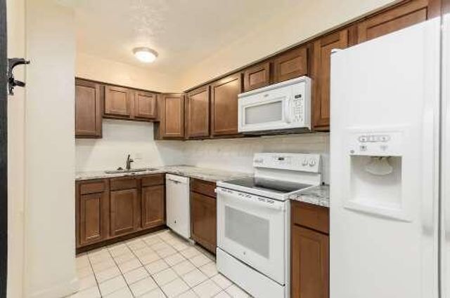 65 E 18th Avenue, Columbus, OH 43201