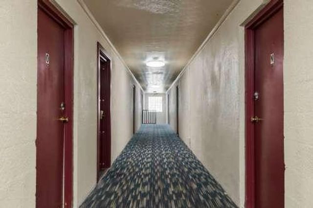 65 E 18th Avenue, Columbus, OH 43201