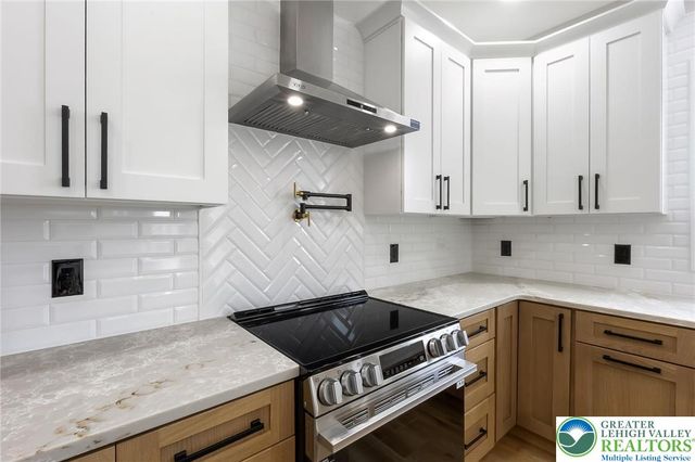 1330 Lincoln Street, North Catasauqua Bor, PA 18032