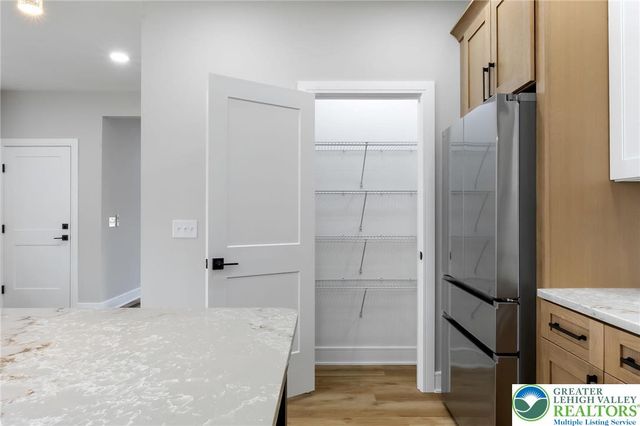 1330 Lincoln Street, North Catasauqua Bor, PA 18032