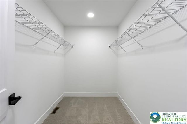 1330 Lincoln Street, North Catasauqua Bor, PA 18032