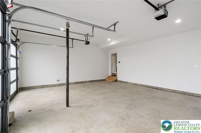 1330 Lincoln Street, North Catasauqua Bor, PA 18032