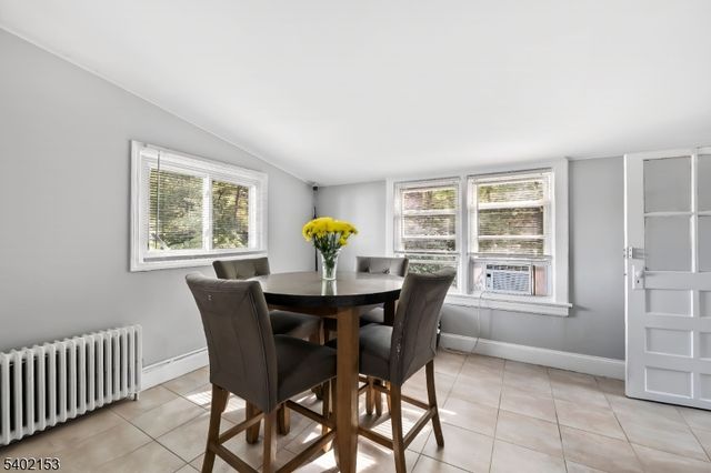 342 Lincoln Ave, Elmwood Park Boro, NJ 07407