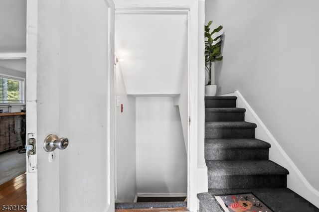 342 Lincoln Ave, Elmwood Park Boro, NJ 07407