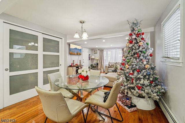 342 Lincoln Ave, Elmwood Park Boro, NJ 07407