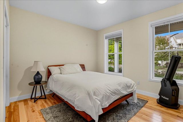 64 Ledge Way, South Burlington, VT 05403