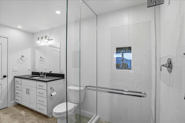 64 Ledge Way, South Burlington, VT 05403