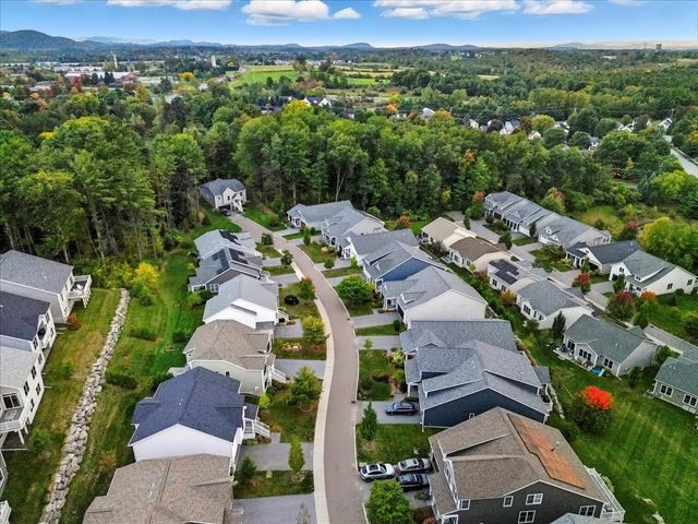 64 Ledge Way, South Burlington, VT 05403