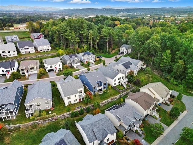 64 Ledge Way, South Burlington, VT 05403