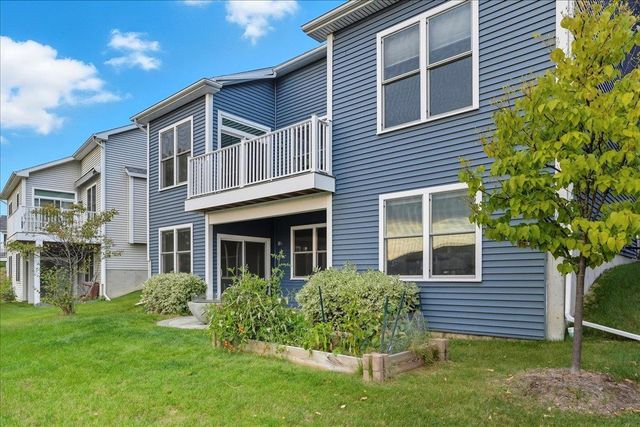 64 Ledge Way, South Burlington, VT 05403